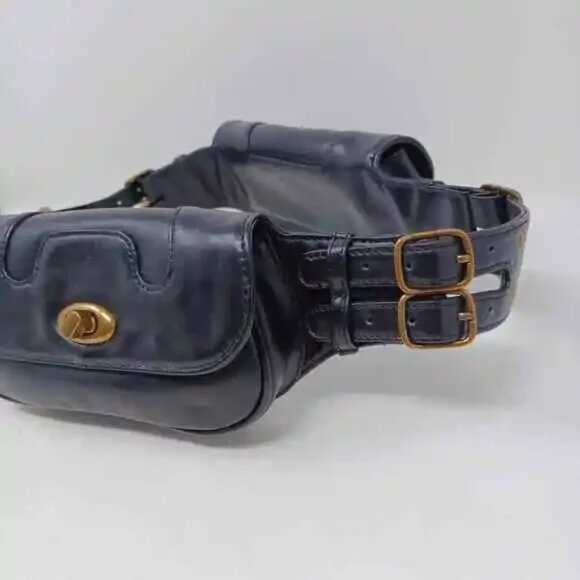 COPY - Bvndi Belt Bag - Picture 3 of 14